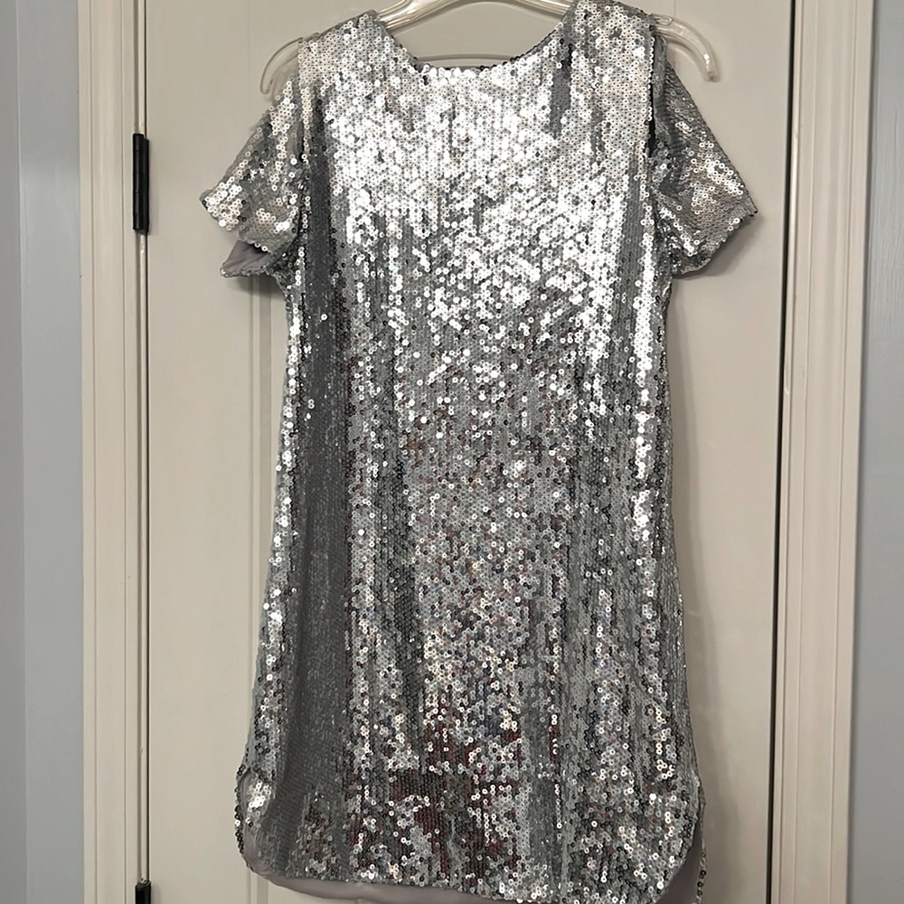 Vick dolls medium silver sequin dress